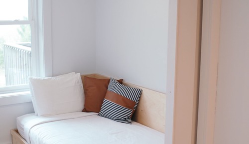 Suite familiar, baño privado, vistas al lago (Hideaway)