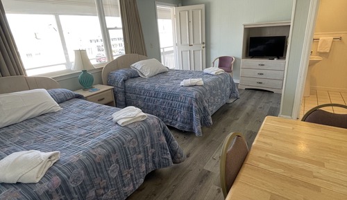 Habitación Deluxe doble, 2 camas dobles, cocina básica (Building 43)