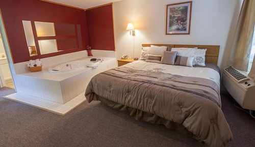 Habitación, 1 cama de matrimonio grande, bañera de hidromasaje