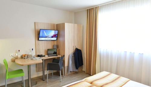 Estudio, 2 camas individuales