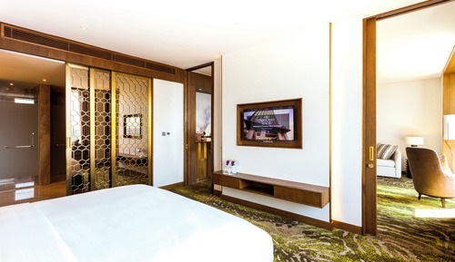 Suite, 1 cama de matrimonio grande, accesible para personas con discapacidad (Top Floor)