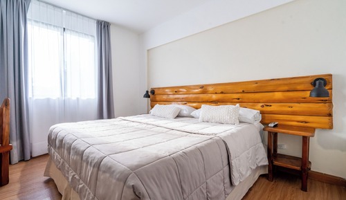 Habitación doble superior, 1 cama doble o 2 individuales, vistas al lago