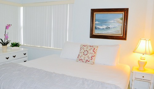 Apartamento básico, 1 cama de matrimonio grande con sofá cama