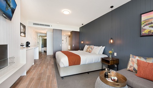 Estudio, 1 cama de matrimonio grande, bañera de hidromasaje (Ground Floor)