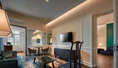 Suite