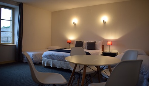 Habitación cuádruple familiar, varias camas