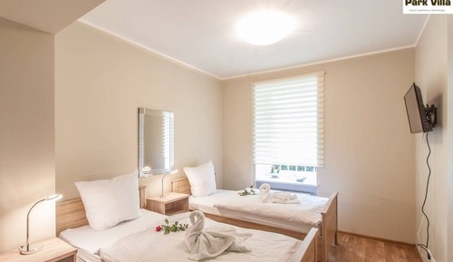 Apartamento, vistas al jardín (1-03-Pa)