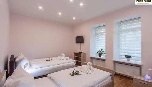 Apartamento, planta baja (1-01-Al)