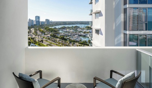 Habitación Premium, 1 cama de matrimonio grande, balcón, vistas al puerto deportivo