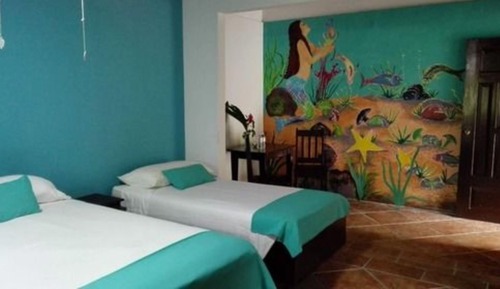 Habitación cuádruple, balcón