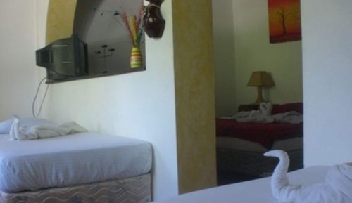 Habitación básica, 1 habitación, vistas a la piscina, junto a la piscina