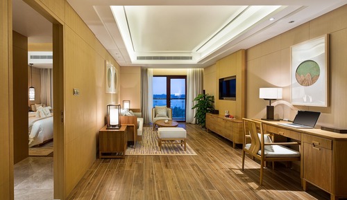 Peninsula Sea view Suite