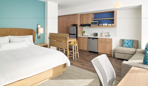 Suite estudio, 1 cama de matrimonio grande con sofá cama (Mobility/Hearing Accessible, Tub)