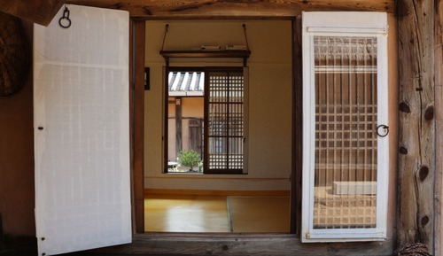 Habitación tradicional (Ddeularaebang)