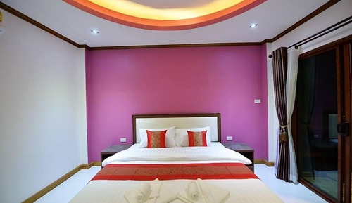 Deluxe Double Bed Mountain View