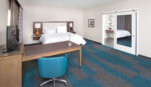 Suite estudio, 1 cama de matrimonio grande, no fumadores (Roll-in Shower)