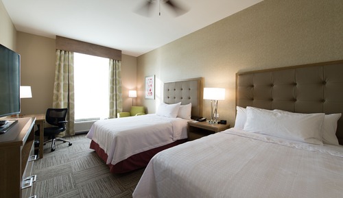 Suite, 2 camas de matrimonio, accesible para personas con discapacidad, no fumadores (Hearing)