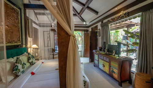 Superior Garden View