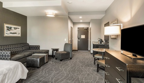 Suite, 1 cama de matrimonio grande, accesible para personas con discapacidad (Communications)