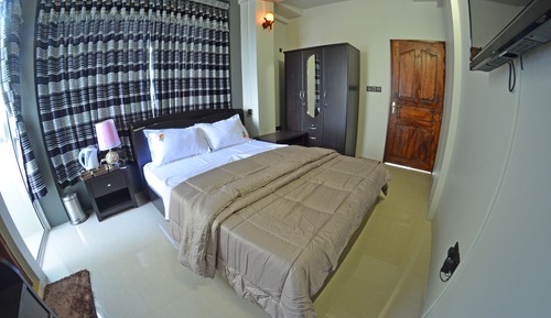 Habitación triple estándar, varias camas, no fumadores, vistas a la ciudad