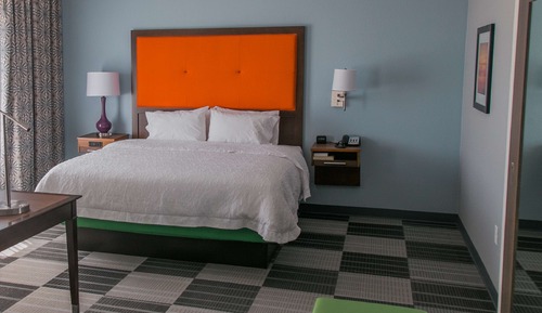 Estudio, 1 cama de matrimonio grande, no fumadores, frigorífico y microondas (w/ wetbar)