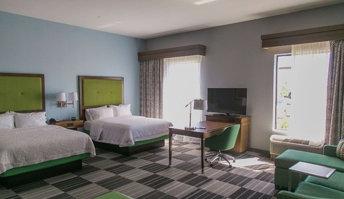 Estudio, 2 camas de matrimonio, no fumadores, frigorífico y microondas (w/ wetbar)