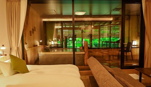 Twin Room with Shower- Non-Smoking