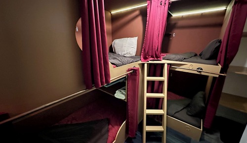 Habitación cuádruple básica, baño compartido