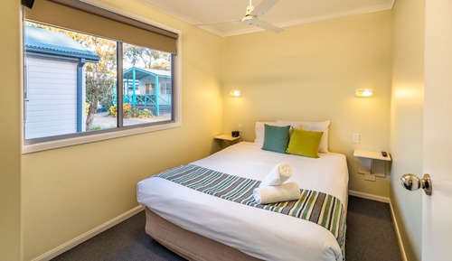 Villa, junto al lago