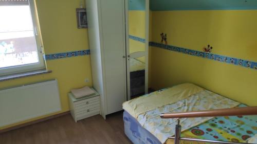 Mixed Dormitory Room