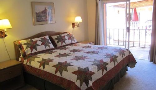 Second Floor King Room (No Pets Allowed)