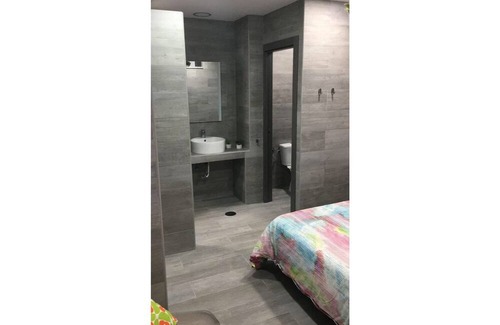 Los Tilos Apartamento | Holiday Apartment "B Estación De Tren" with Wi-Fi