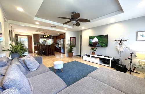 Nuuanu - Punchbowl Casa | Tropical Villa with Hot tub- Great location!