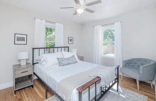 Columbia Casa | Remodeled and centrally located home in Columbia