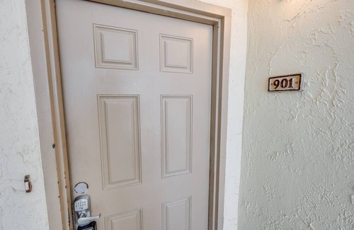 Windy Hill Condominio | New -Direct Oceanfront 3BR/2B, Private WaterPoint!