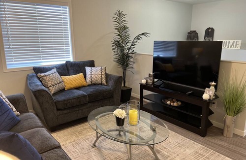 Saskatoon Casa | Amazing 4bedroom Single Home - Suitable for Families & Groups