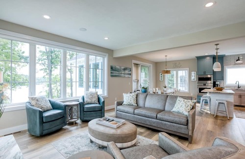 Mayfield Casa | 🏞️ Side-by-Side Serenity Lakefront Homes w/ Hot tub