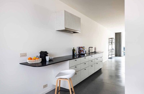 Stalingrad Apartamento | Stunning 2BR designed app centre of Brussels