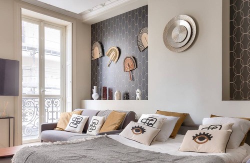 Strasbourg -Saint-Denis Apartamento | Urban Flat 61 - Luxury 3 Bedroom Parisian Flat