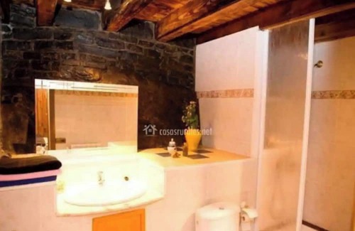 La Guingueta d'Aneu Chalet De Esquí | Chalet 'Casa Maria Antònia' with Mountain View, Private Terrace and Wi-Fi