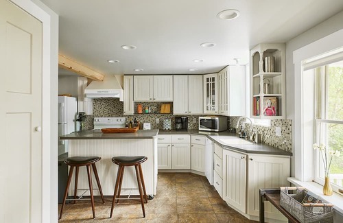 Callicoon Casa | House on Callicoon Upper Main Street - Cozy Friends & Family Getaway