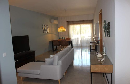 Santa Luzia Apartamento | Seahorse House - 5 min walk from beach boat dock