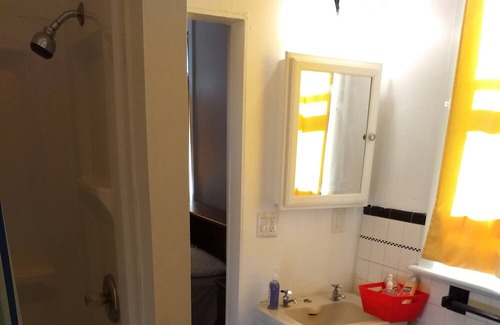 Harrisburg - Hershey Apartamento | High Quality Small Furnished Guestroom. Self contained. No Shares.