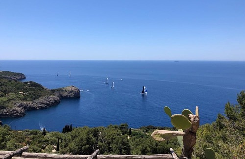 Anacapri Cabaña | Peaceful Capri Garden Studio Villa with superb swimming pool and views