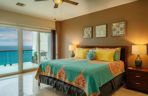 Cozumel Condominio | LUXURY PENTHOUSE CONDO WITH NEW FURNITURE! AMAZING SEA VIEW, POOL & TENNIS