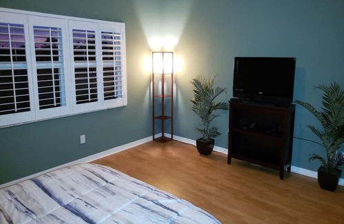 Central Naples Condominio | Centrally Located in Beautiful Naples