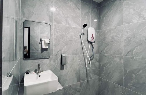 Bandar Kota Bharu Hotel | Royal Guest House RGH