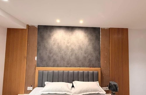 Kompally Hotel | KRIYA GRANDEUR