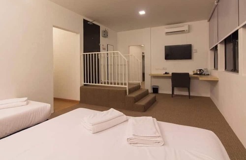 Kampung Melayu Sempalit Hotel | Hotel Raub