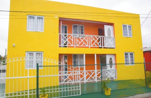 Ivy Apartamento | Grateful 3bd B by Zenbreak